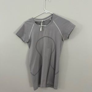 Lululemon swiftly tech